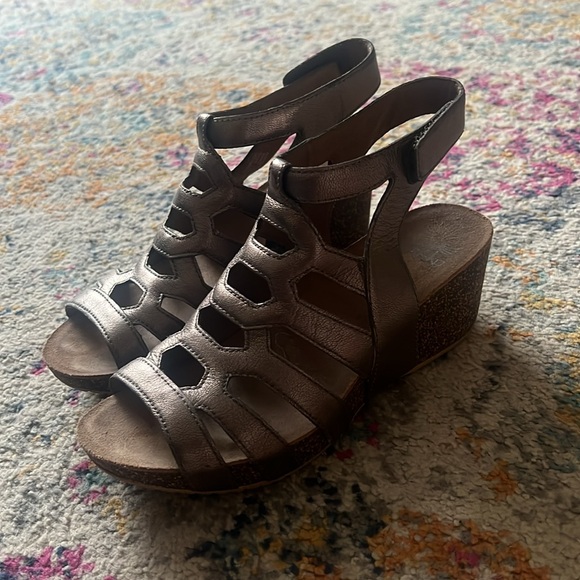 Dansko Sandals - Picture 2 of 3